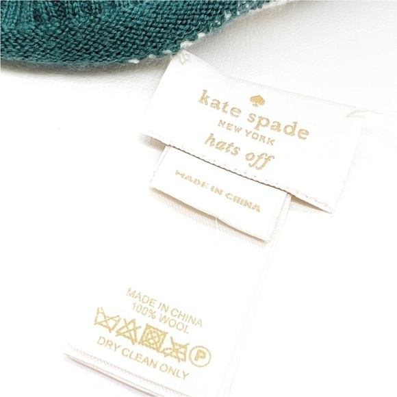 Kate Spade Beanie “Who Me?” Owl Wool Kit Hat Pom Pom Green Red White New NWT - Picture 6 of 9